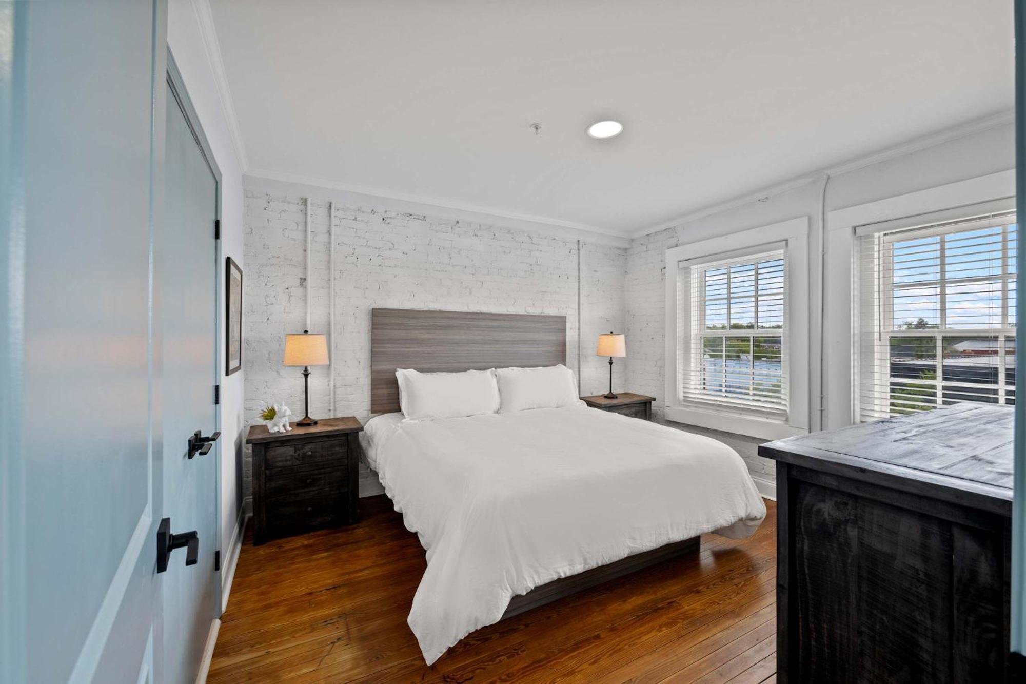 Discover Conway Trendy Downtown Loft 外观 照片